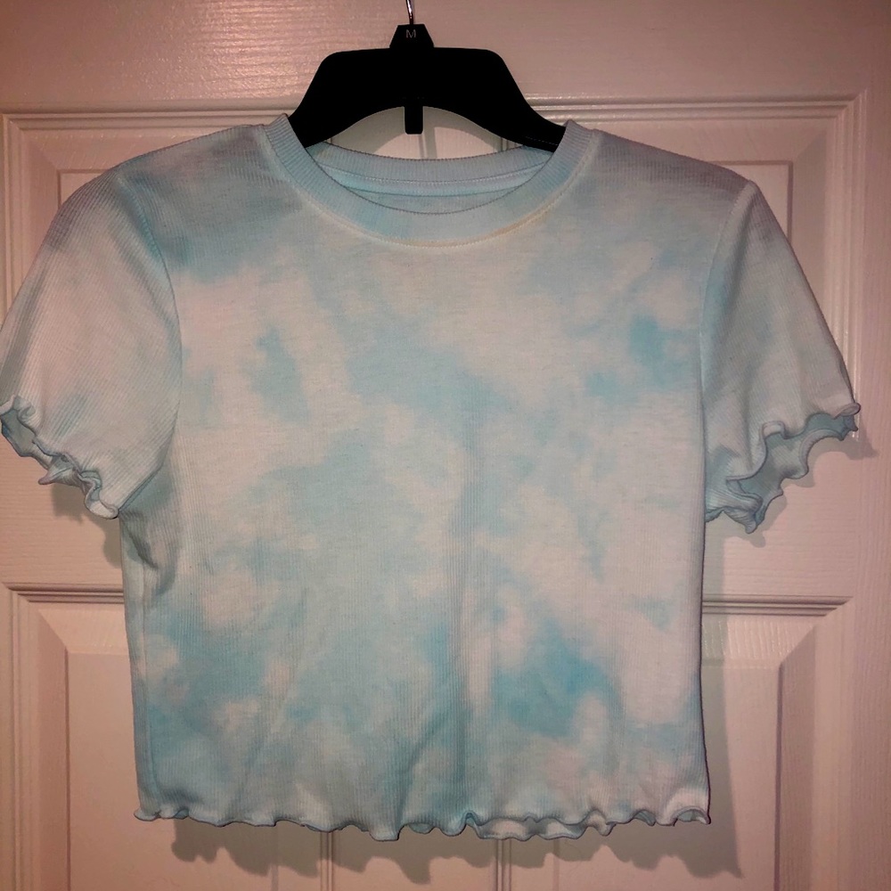 Sky blue crop top